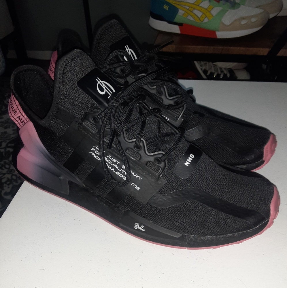 Adidas NMD _R1 V2 x Damian Lillard D.O.L.L.A